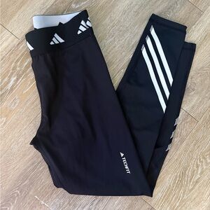 Adidas Techfit women black leggings with white stripes size XS aero mesh calves